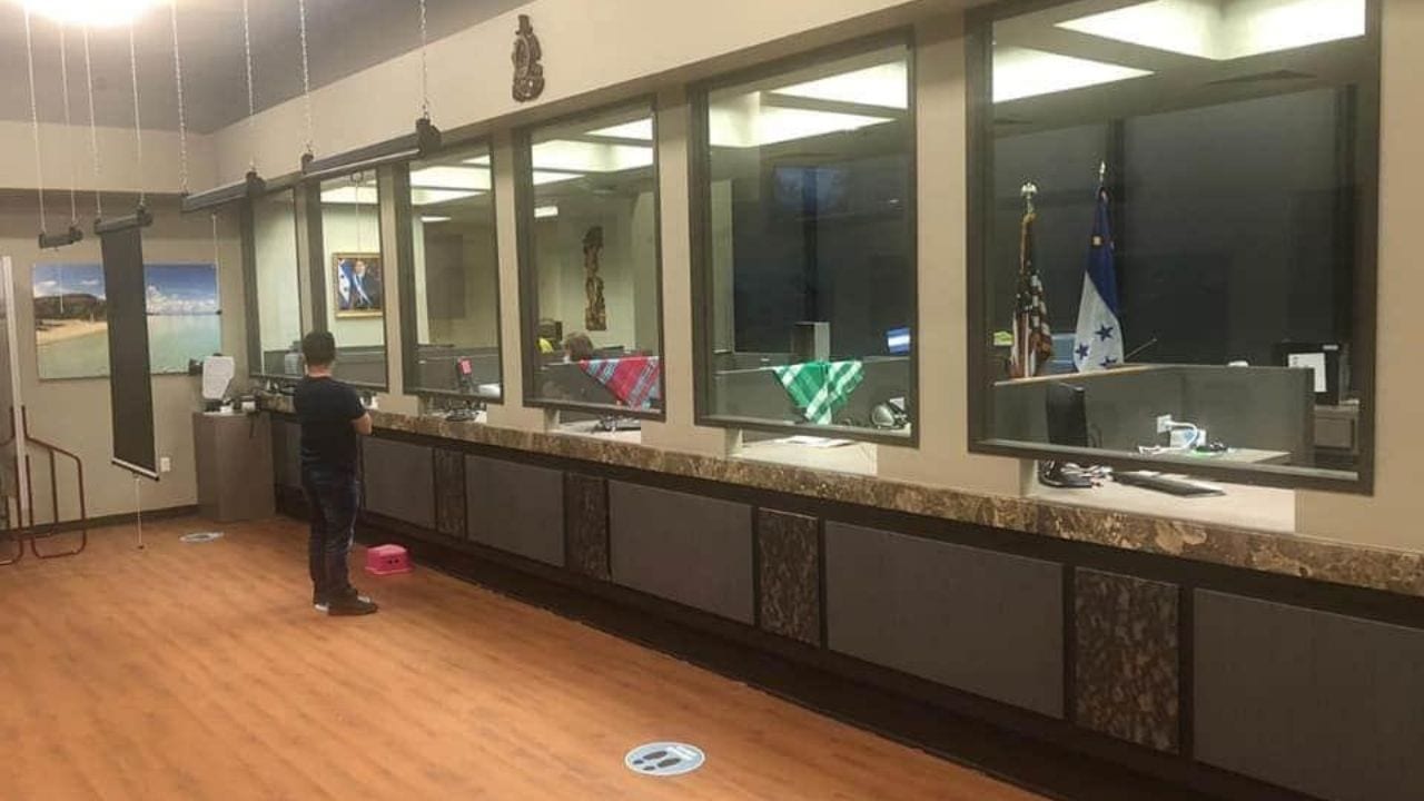 Hondureños temen ser deportados tras el traslado de consulado a una oficina de migración en Estados Unidos