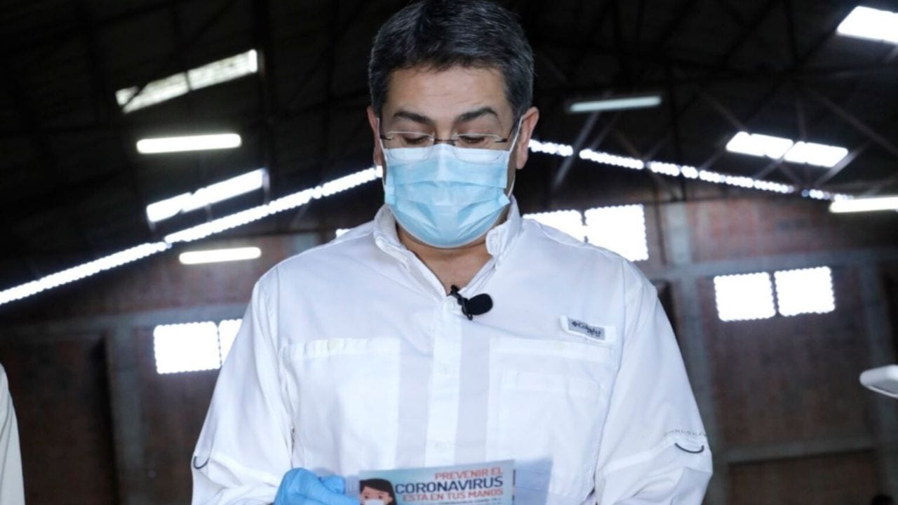 Presidente Juan O. Hernández: "A quien realice mal manejo de fondos que le caiga todo el peso de la ley"