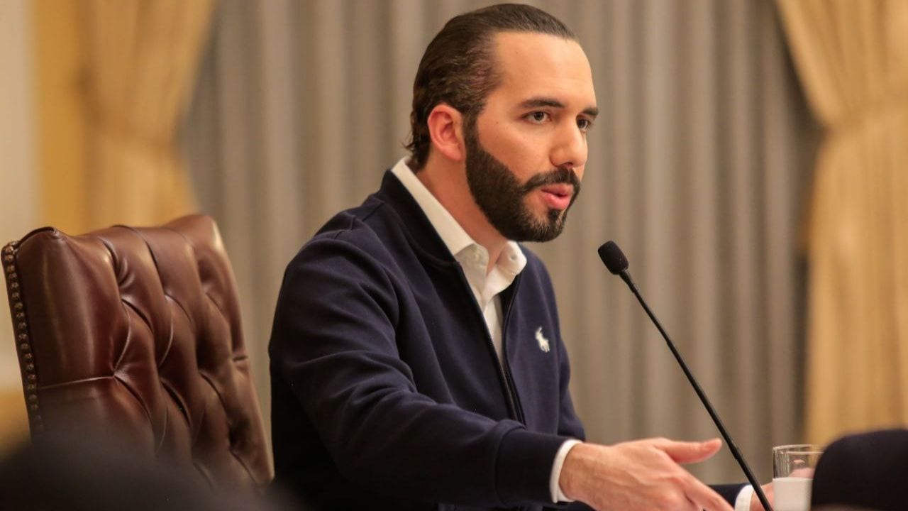 Nayib Bukele posterga de nuevo reapertura de economía por el covid-19 en El Salvador
