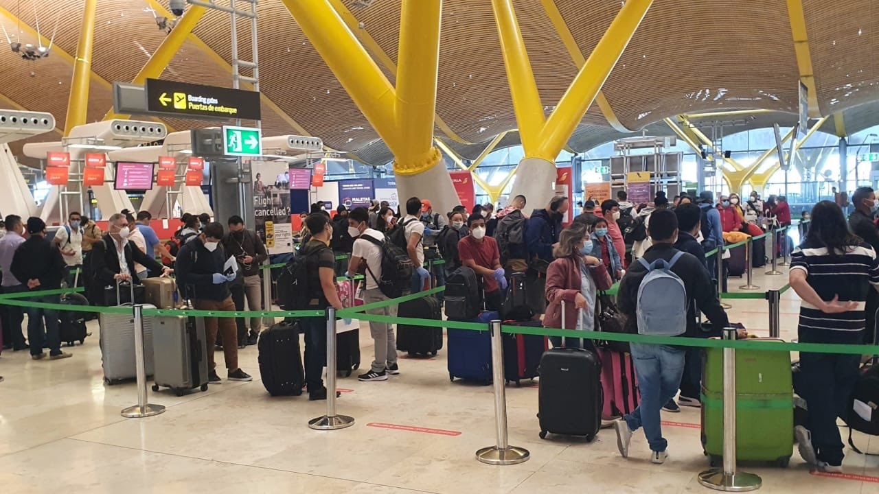 Fundación de migrantes celebra decreto que autoriza L 8.4 millones para repatriar a hondureños varados en España