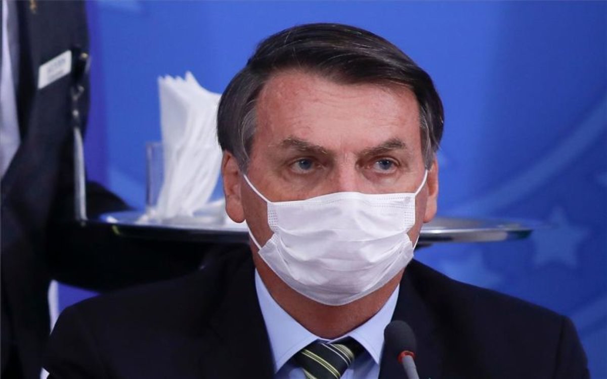 Presidente de Brasil Jair Bolsonaro da positivo al coronavirus