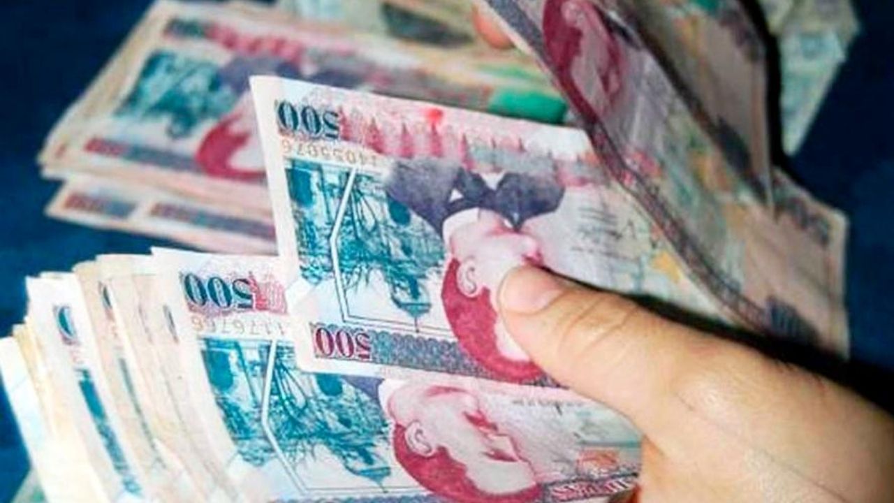 Recorte presupuestario debe tocar altos salarios y funciones duplicadas en el gobierno hondureño para que finanzas no colapsen