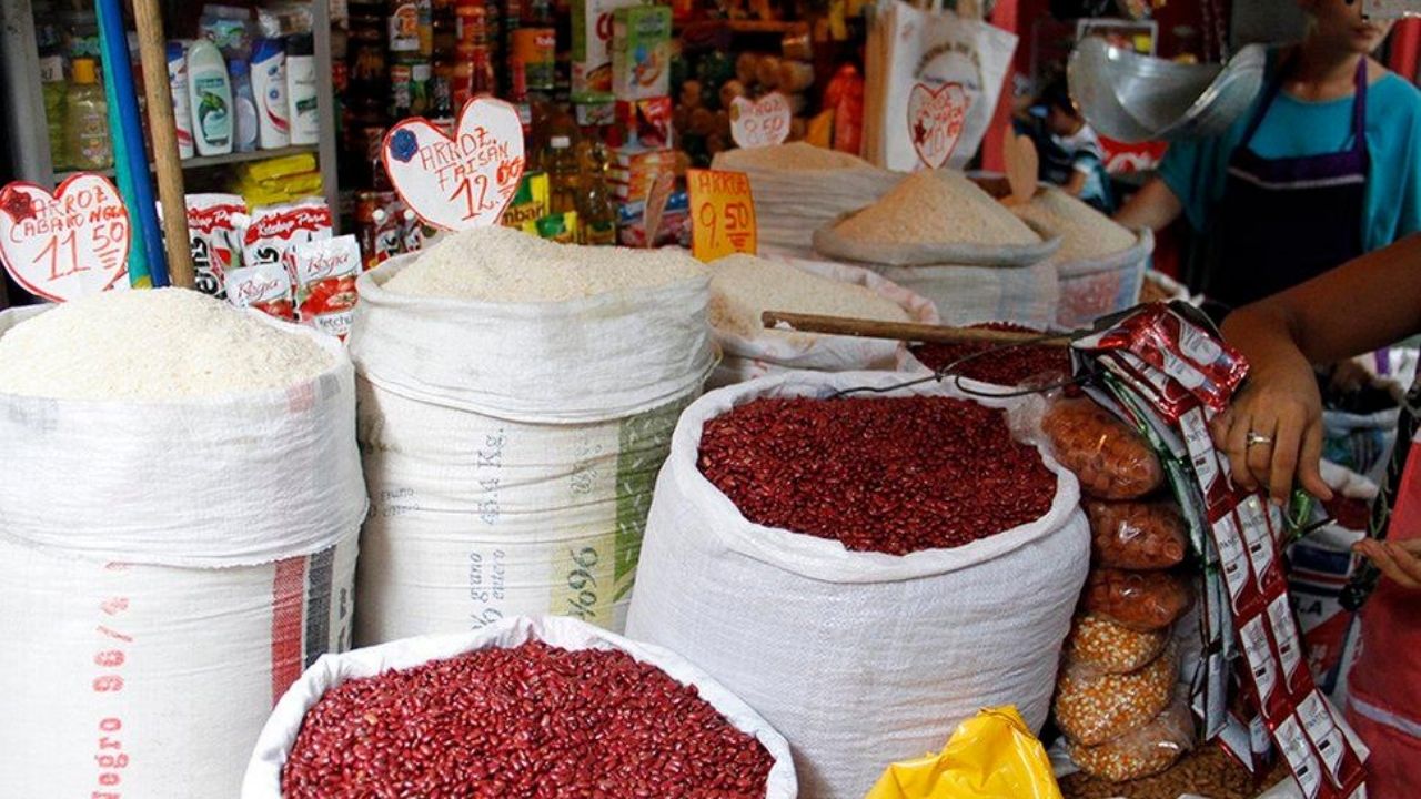 Banasupro asegura abastecimiento y bajos precios en productos de la canasta básica