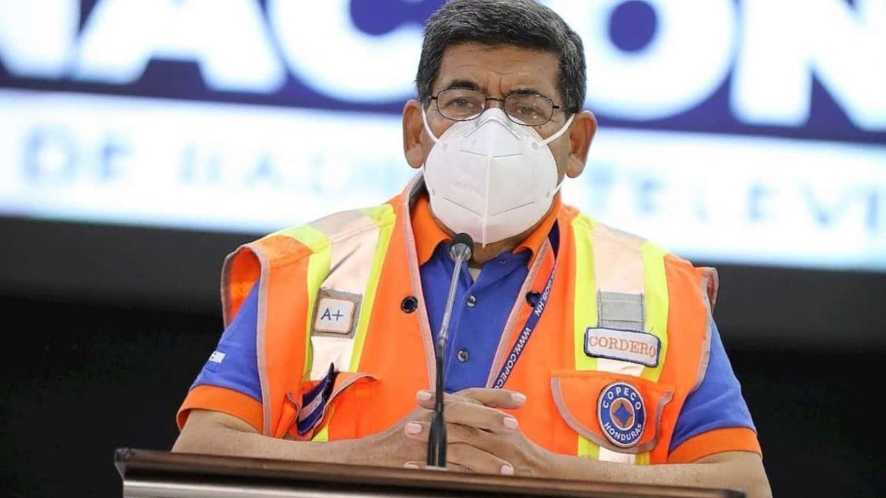 Hospitalizan por covid a Carlos Cordero, comisionado de Copeco, en El Tórax