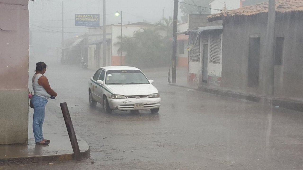 Olancho e Islas de la Bahía entre los departamentos que afectarán las fuertes lluvias pronosticadas para el miércoles