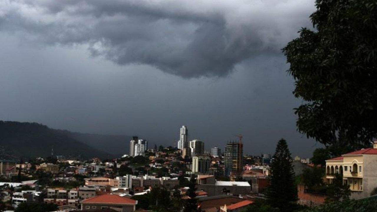 Onda tropical dejará lluvias en la mayor parte de Honduras