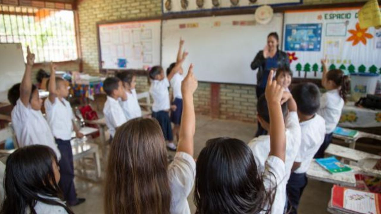 Proponen aprobación automática para salvar un millón de alumnos excluidos