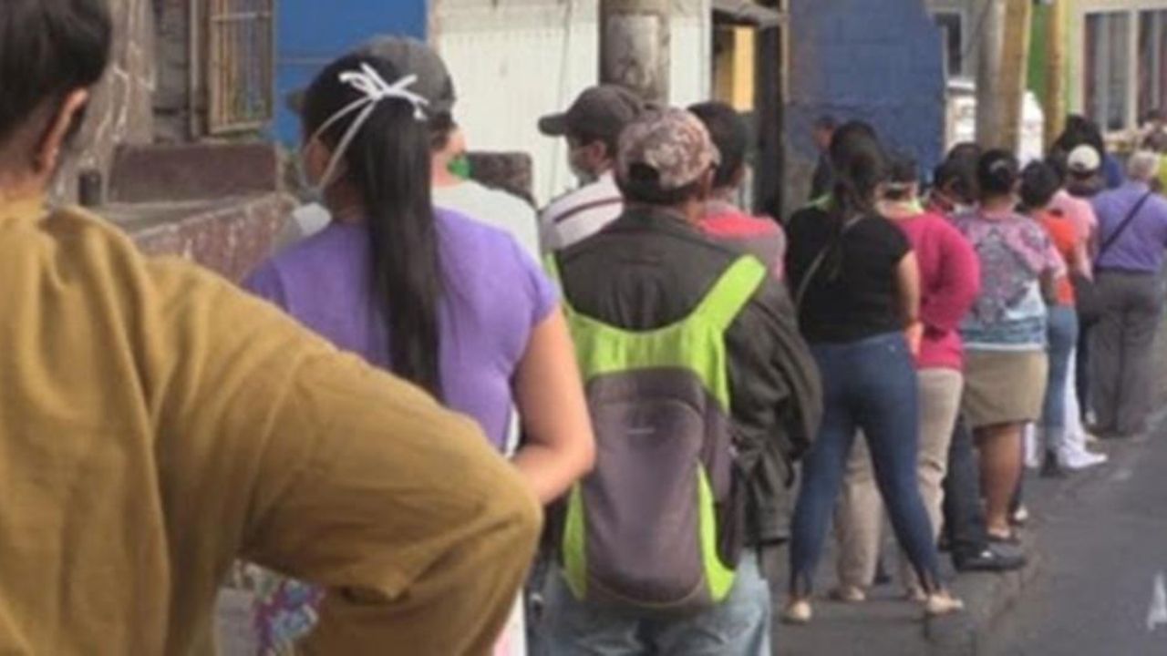 Empresarios hondureños proponen que se amplíe la circulación a dos dígitos por día