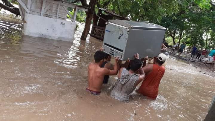 Vecinos recuperaron sus electrodomésticos. 