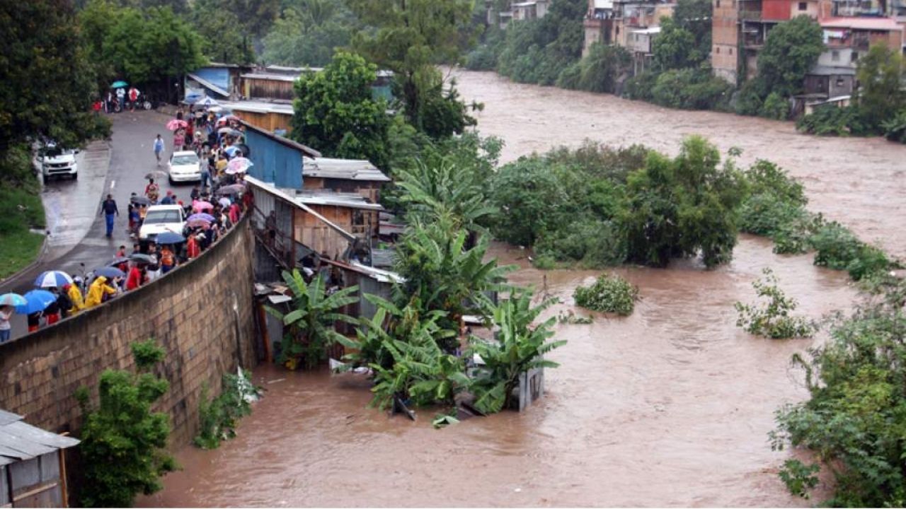Cinco departamentos de Honduras bajo alerta verde por lluvias y riesgo a deslizamientos