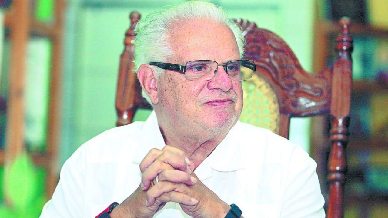 Mario Fumero recomienda a pastores que buscan un cargo que mejor 'evangelicen a políticos para que se arrepientan y sean menos corruptos'
