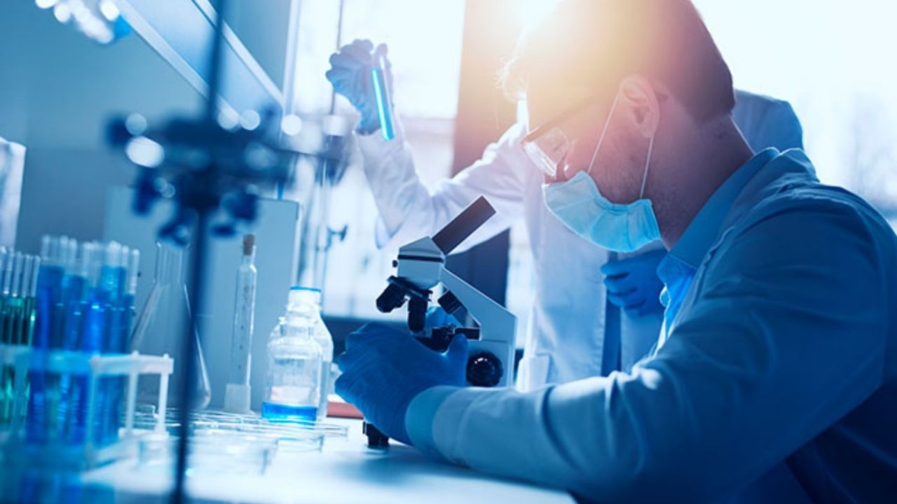Nueva droga experimental aplaca sustancialmente la gravedad del covid, según farmacéutica estadounidense