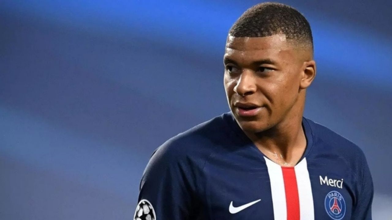 Varios son los clubes que tienen en la mira al jugador Mbappé
