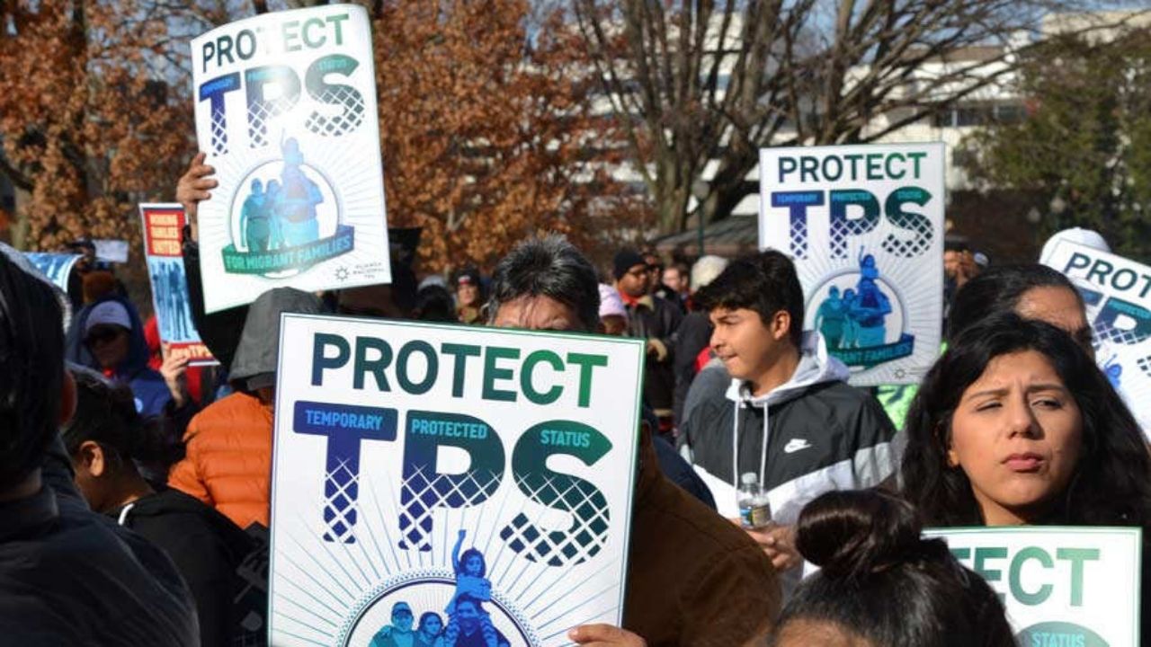 Corte de Estados Unidos da luz verde para que Trump termine con el TPS de cuatro países, entre ellos dos centroamericanos