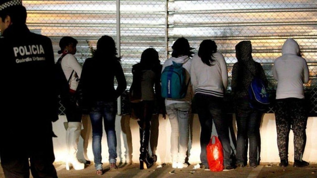 Red en España reclutaba mujeres  latinas y luego las prostituía