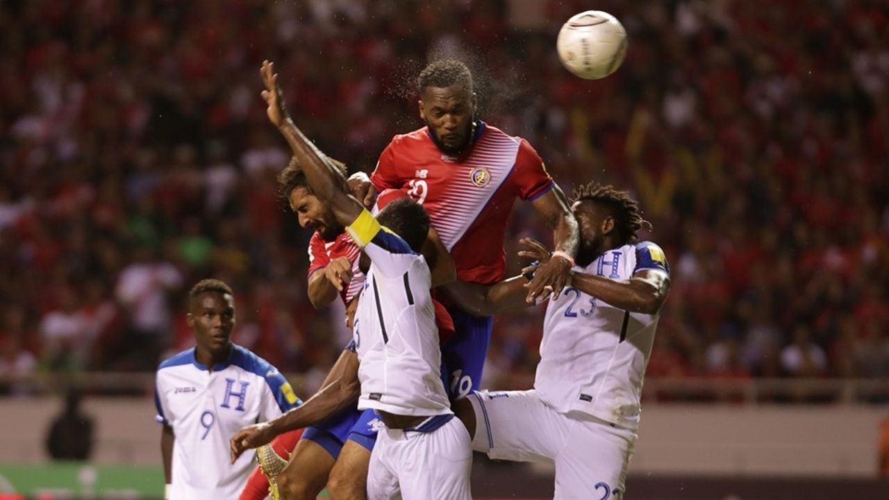 Selección de Honduras jugaría amistosos contra Costa Rica en noviembre
