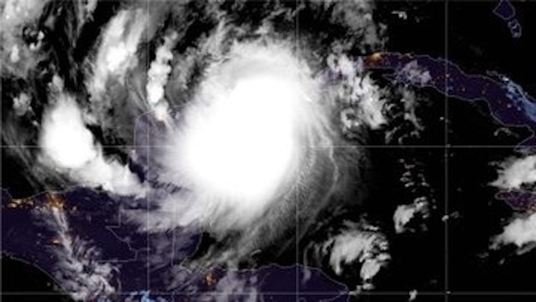 En vivo: Así avanza el huracán Delta, que afectaría a varias regiones de Honduras