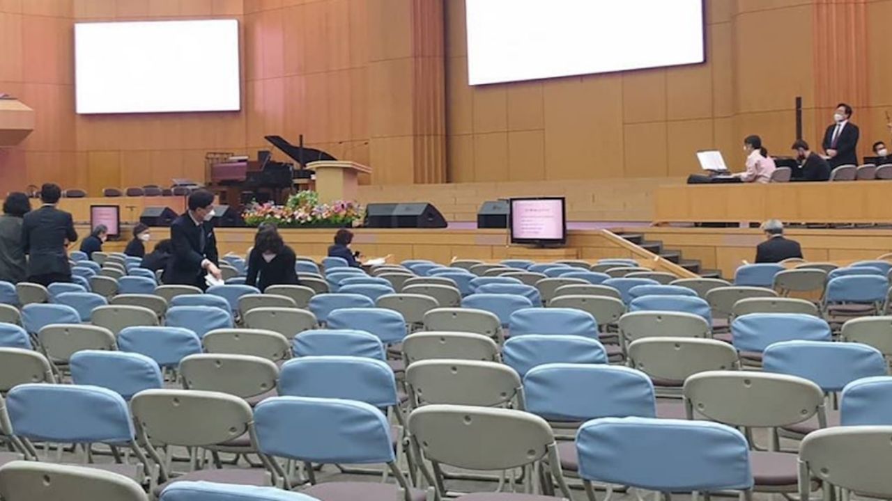 Iglesias siguen vacías pese a lo peor de crisis por covid, según pastor hondureño
