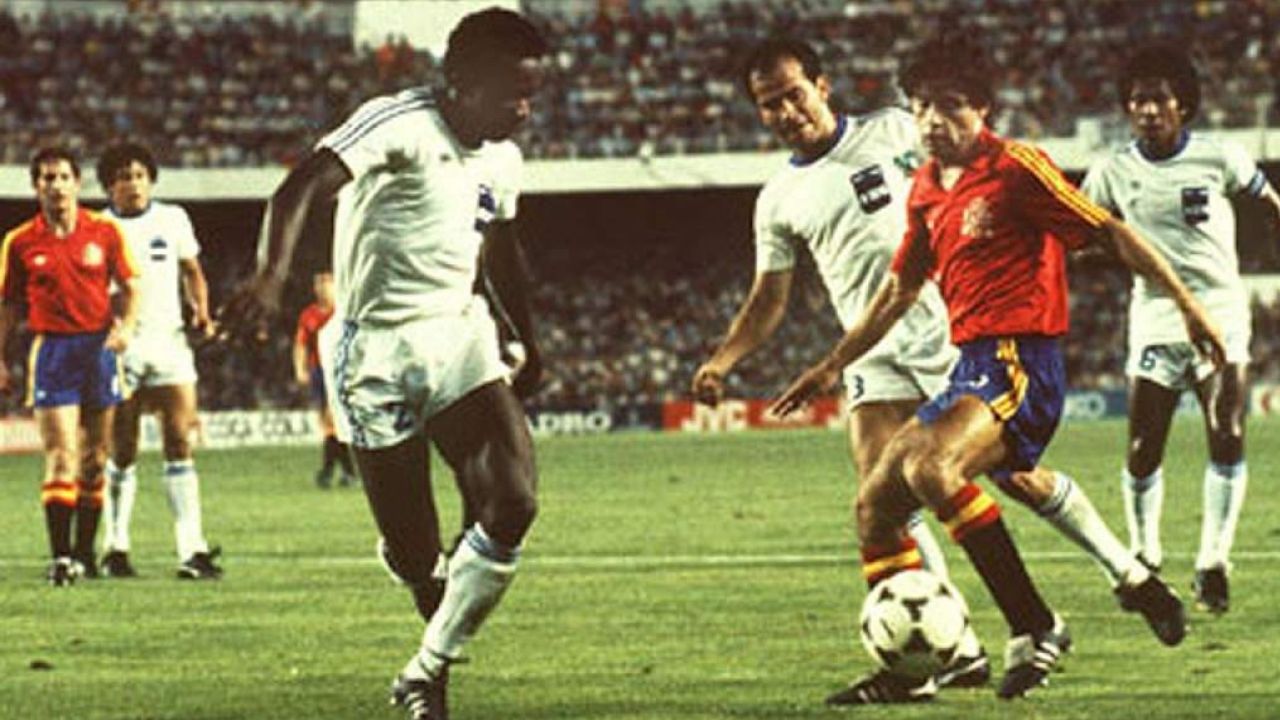Escucha los mejores goles narrados en HRN a lo largo de la historia del fútbol hondureño, que hincharon de orgullo a toda una nación