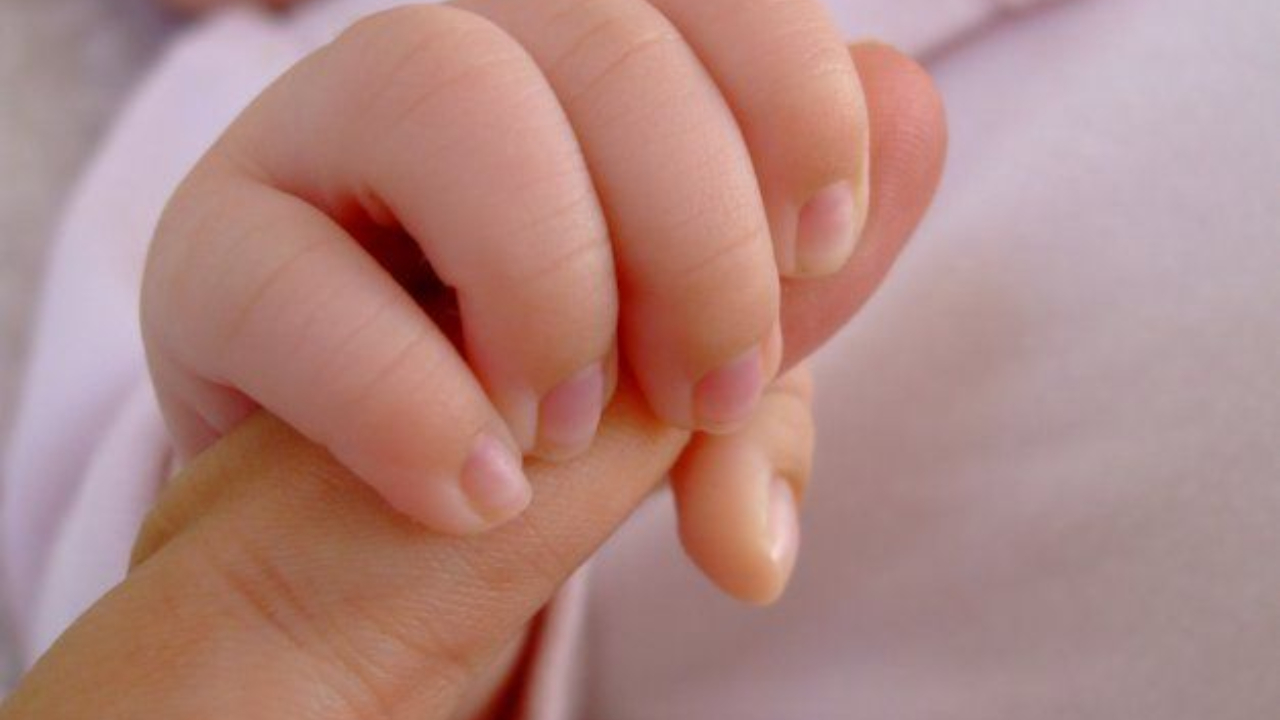 Madre abandonó a su bebé porque dio positivo para covid-19 en Italia