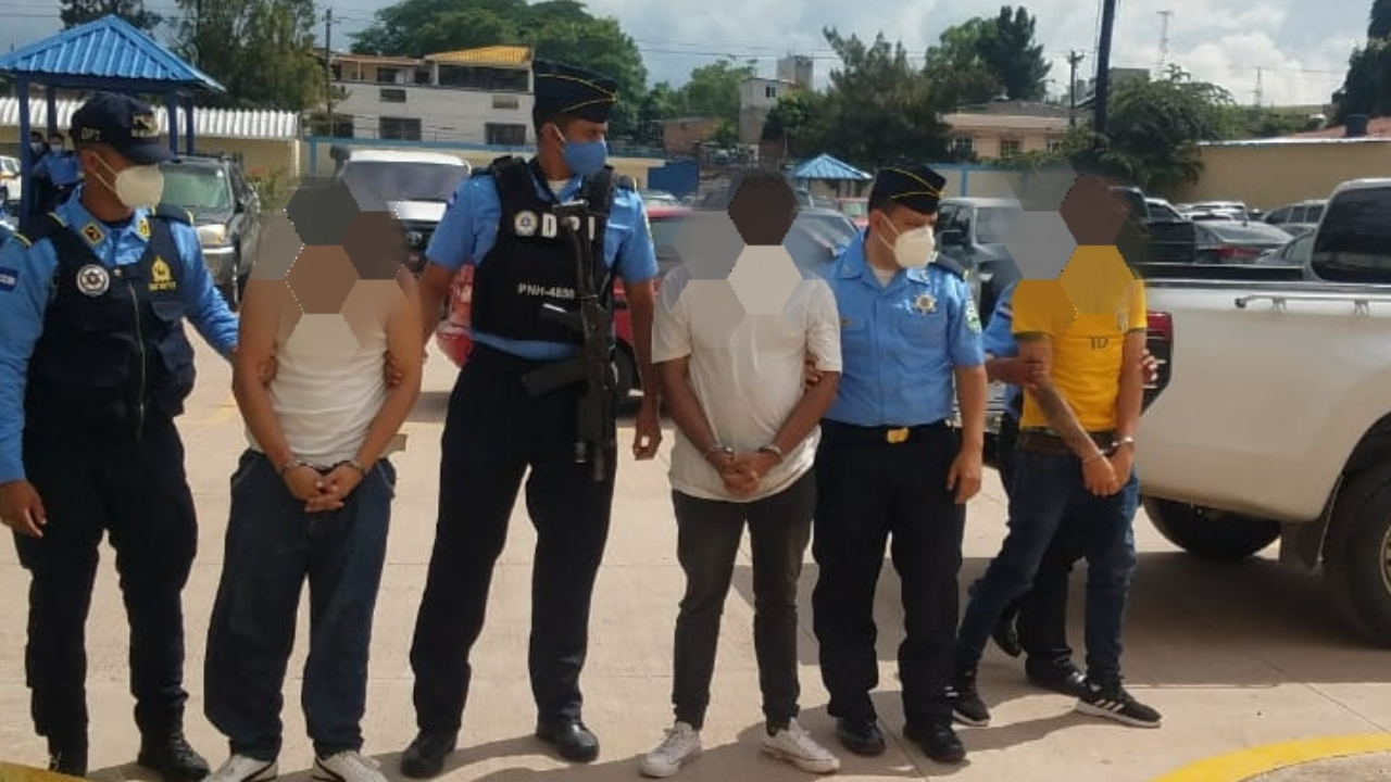 En Tegucigalpa, capturan a tres supuestos gatilleros de la MS-13