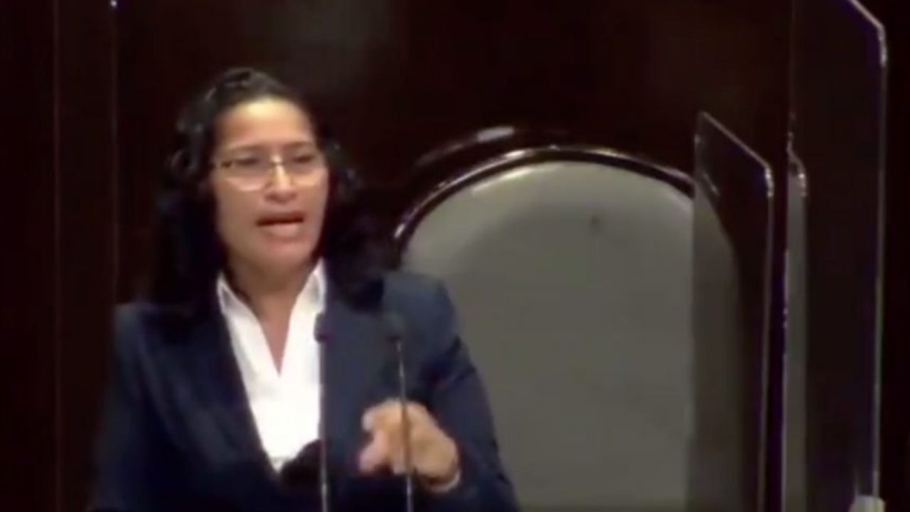Diputada mexicana confesó en plena sesión que sobornó a un funcionario; la oposición le gritó 'corrupta'