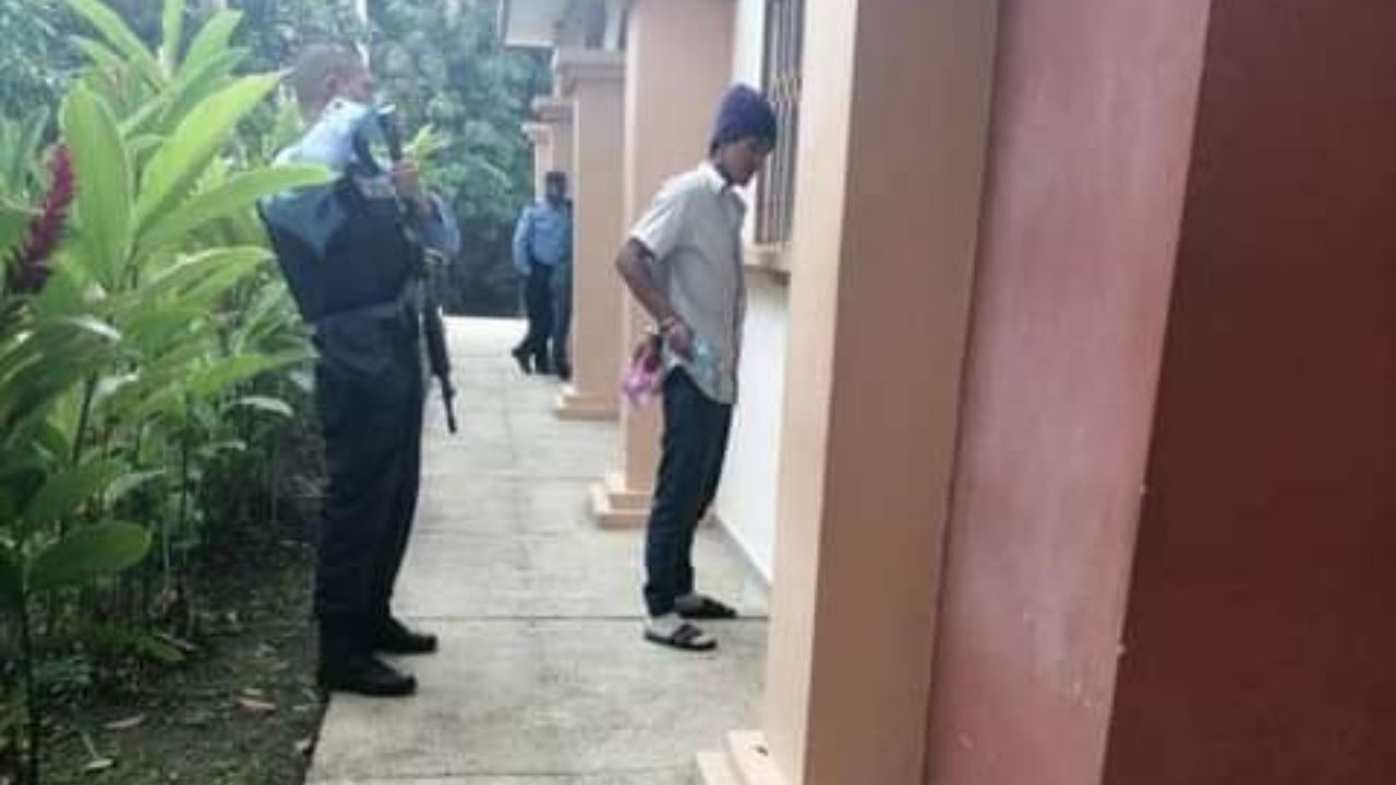 Hondureño quien golpeó a su hijo de dos años, fue capturado cuando vigilaba al niño en una larga agonía en el Materno Infantil