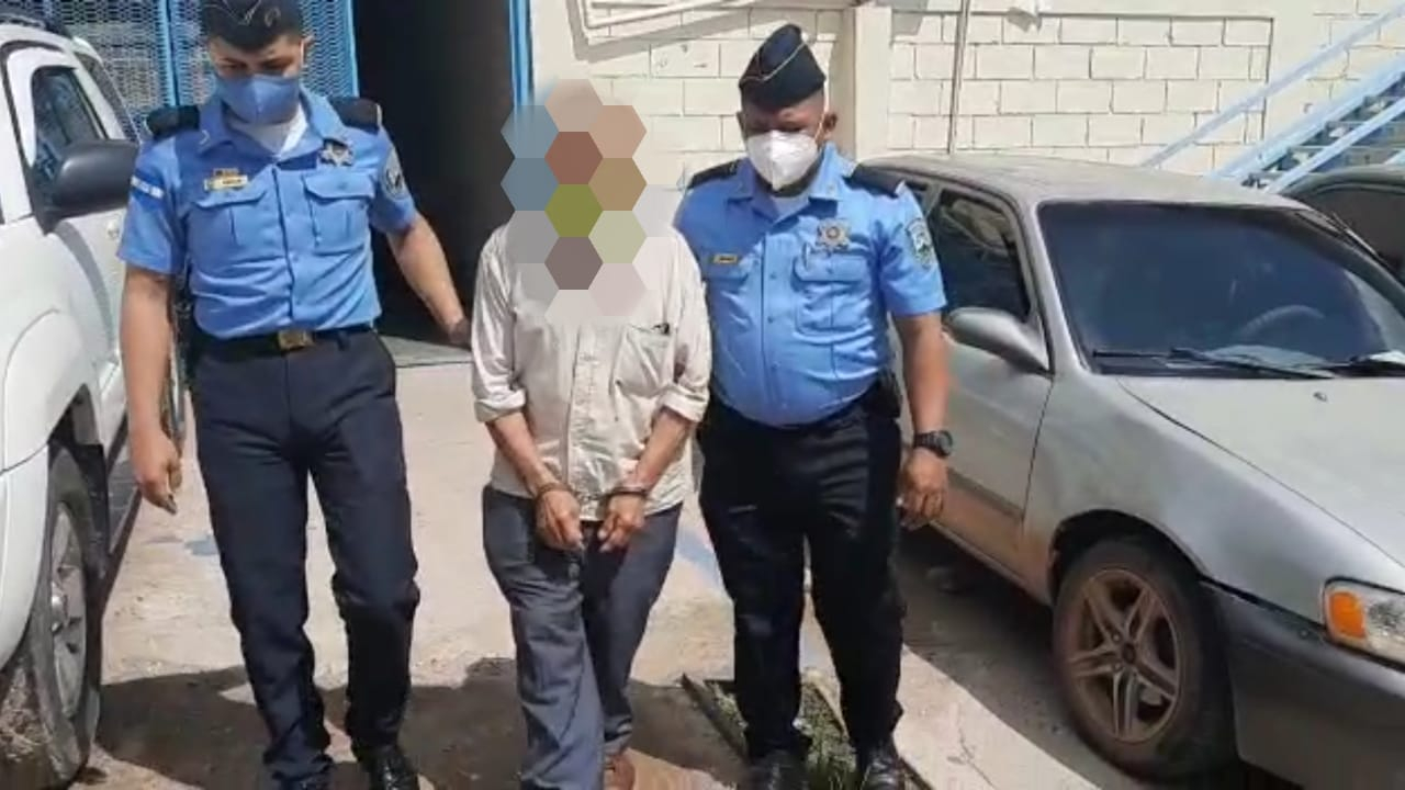 Hondureño de 78 años habría abusado de 2 niñas, hijastras de su hijo