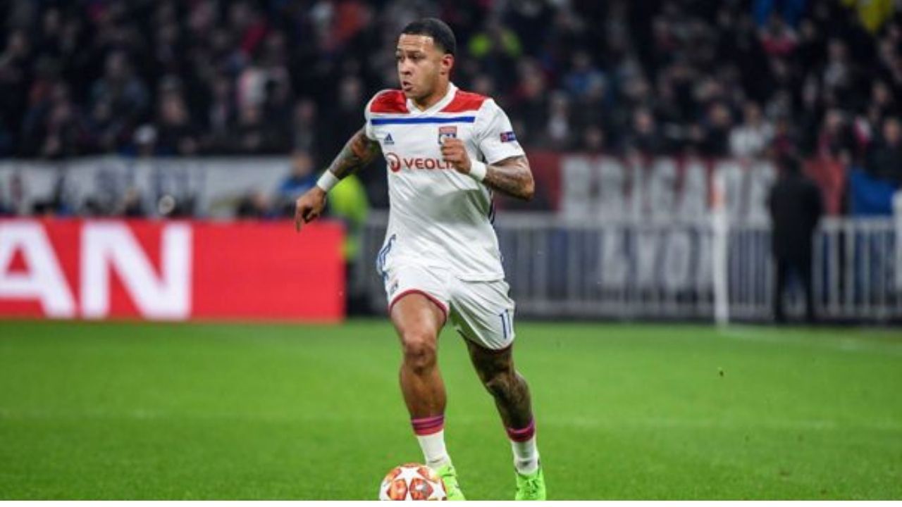 El Barcelona no pierde las esperanzas de fichar al delantero neerlandés Memphis Depay