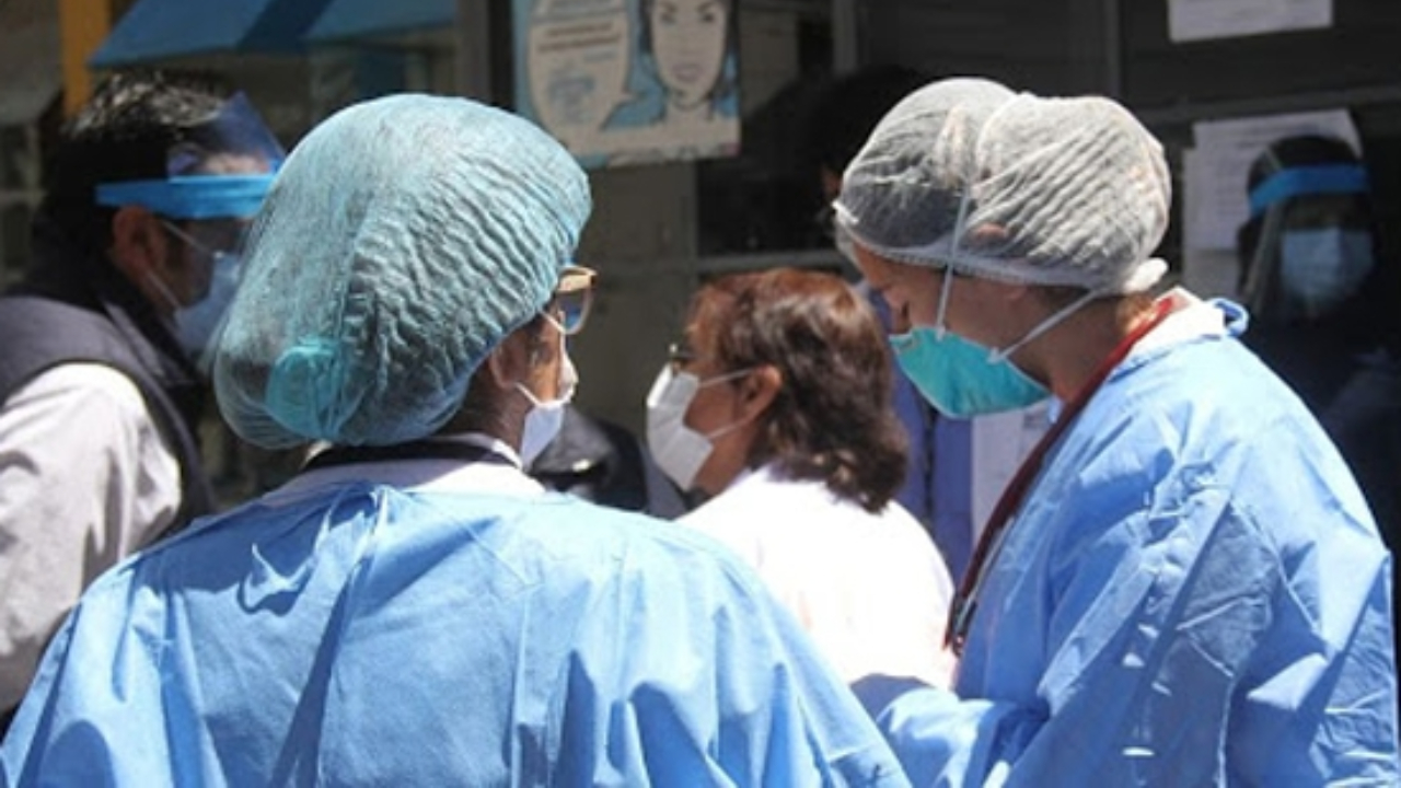 Más de 300 enfermeras trabajan como licenciadas, pero cobran como auxiliares