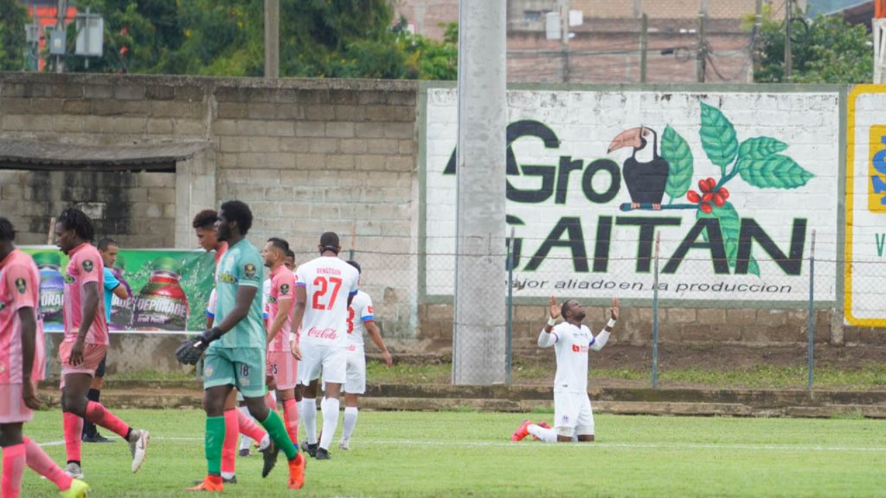 Olimpia gana 3-2 al Real de Minas y presiona al Motagua en la tabla de posiciones