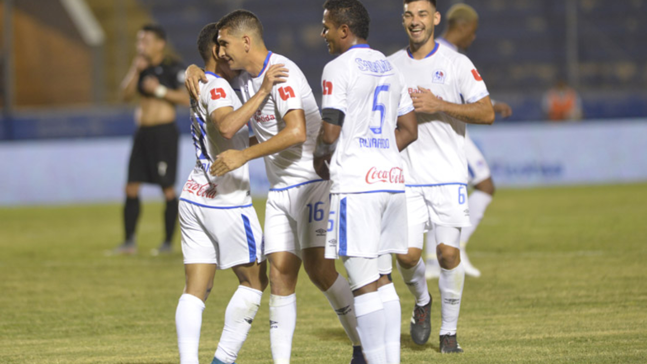 Los leones rugieron un 2-0 en contra del Real Sociedad