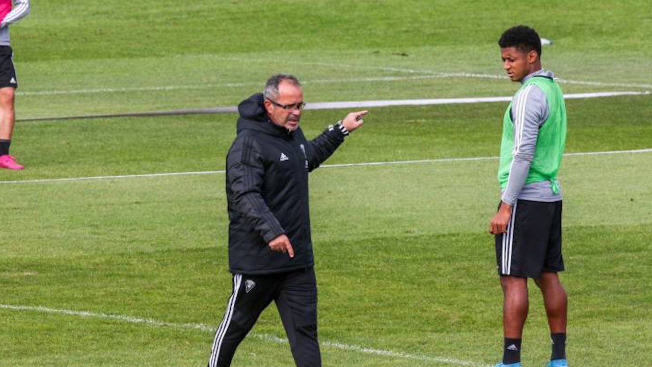 Técnico del Choco Lozano estará en el banquillo frente a la Real Sociedad