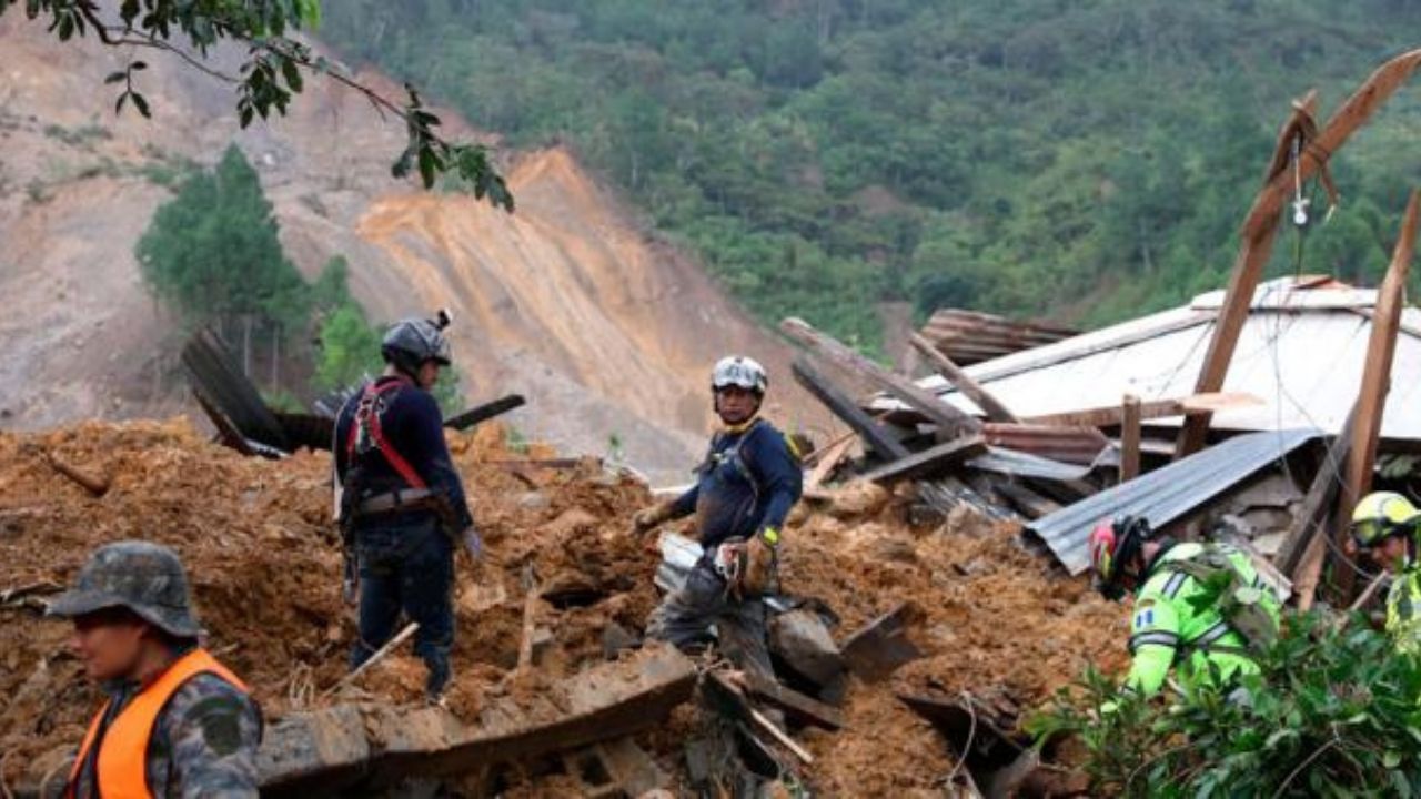 Derrumbe deja 7 muertos en Guatemala debido a las lluvias provocadas por Eta
