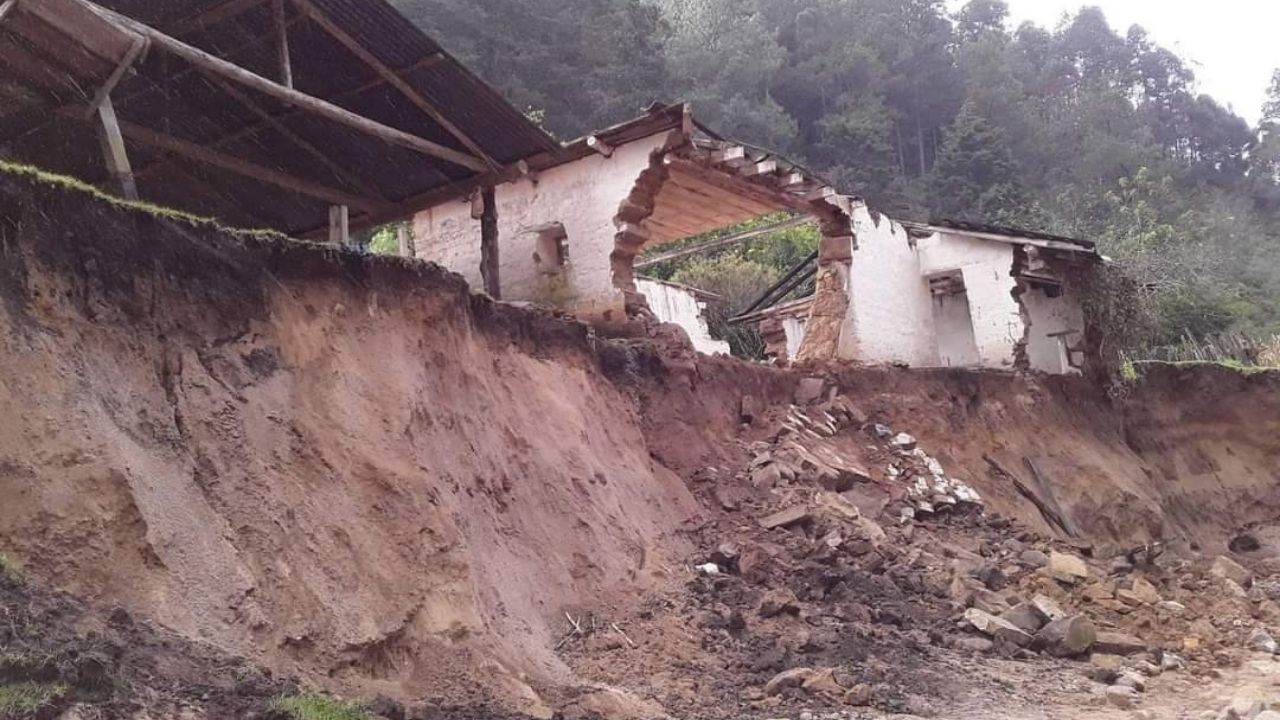 Derrumbes dejan 8 fallecidos en San Manuel de Colohete, Lempira, tras el paso de Iota por Honduras