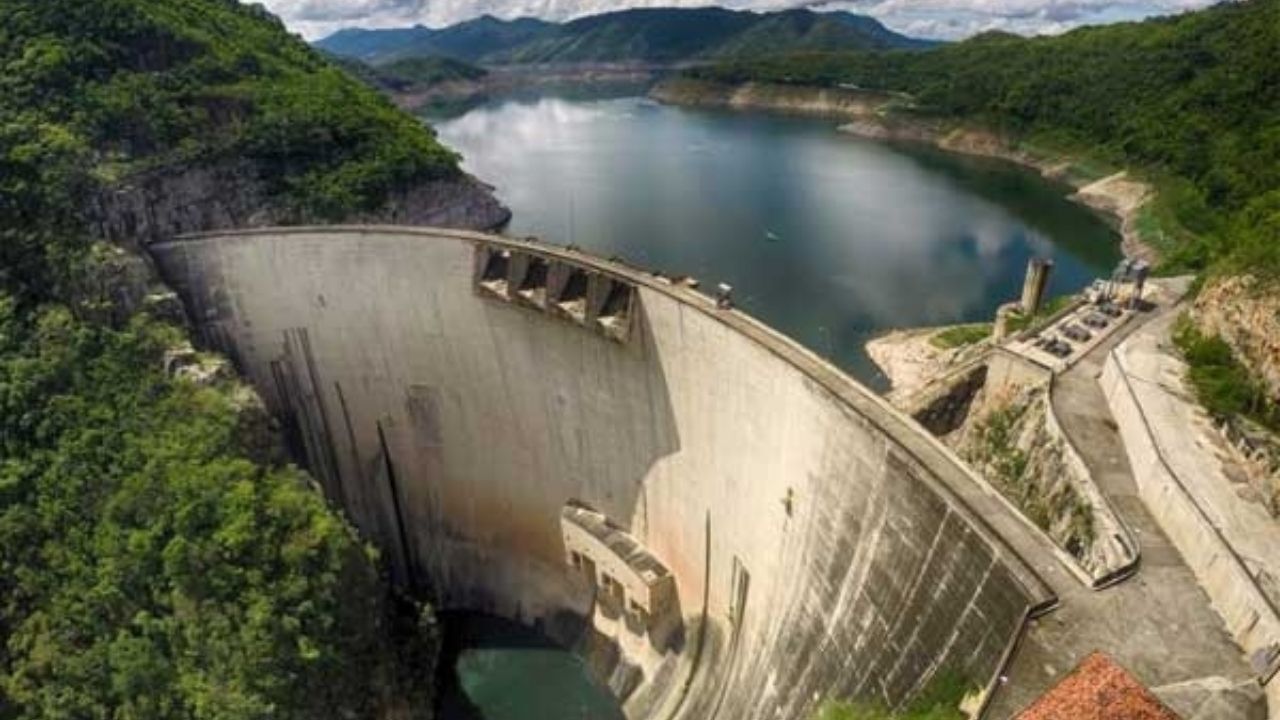 Hoy comienzan las descargas controladas en la represa El Cajón, ¿representa algún peligro?