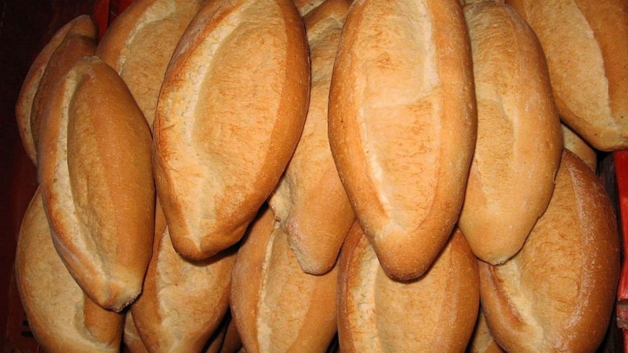 Por comer bolillo con veneno para ratas muere niño de 2 años en México