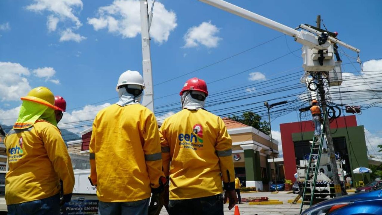 EEH deja a toda una residencial de El Progreso sin energía eléctrica