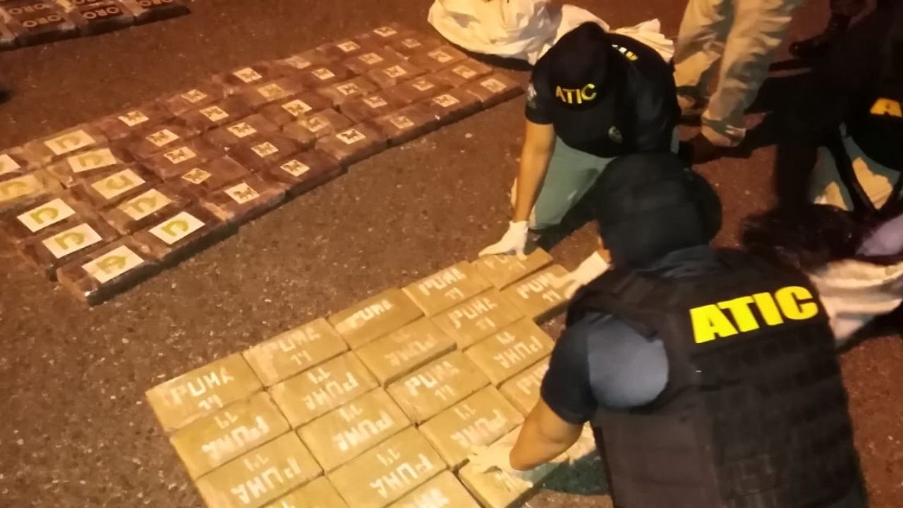 Incineran 348 kilos de cocaína incautada en Honduras, la última quema de 2020