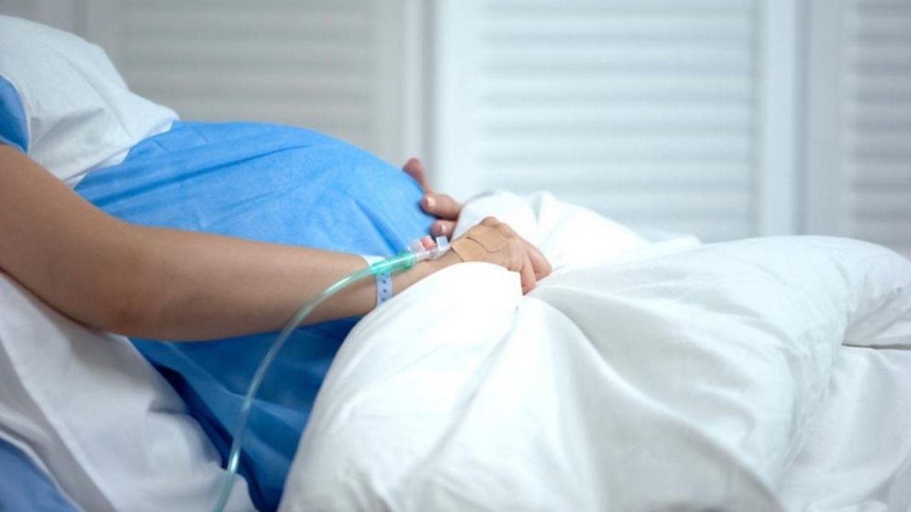 Embarazada murió tras no recibir atención médica en tres hospitales por tener covid en Turquía