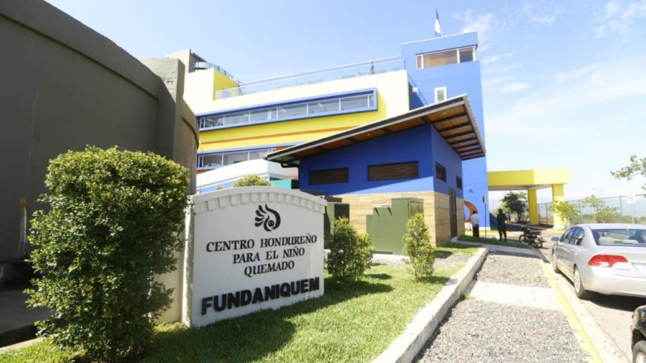 Fundaniquem se queda sin cupos ante ingreso de menores quemados por pólvora tras Nochebuena