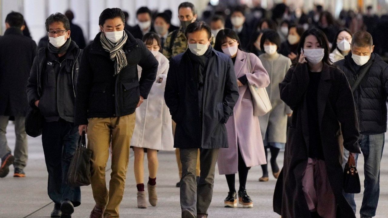 Detectan la nueva cepa de coronavirus en pasajeros llegados a Japón
