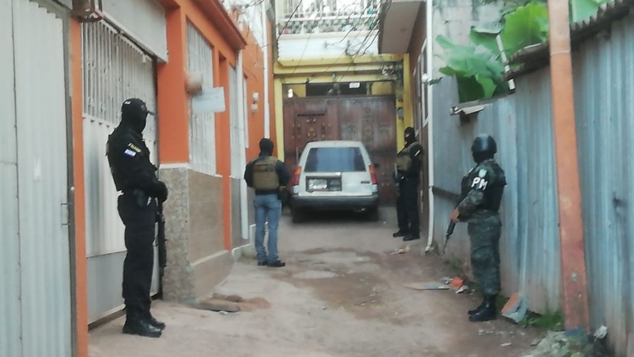 Ejecutaron Operación Júpiter V contra prófugos de la justicia, decomiso de droga y armas en Honduras