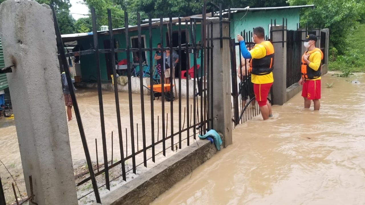Se desborda el río Monga en Sabá, Colón e inunda unas 30 viviendas