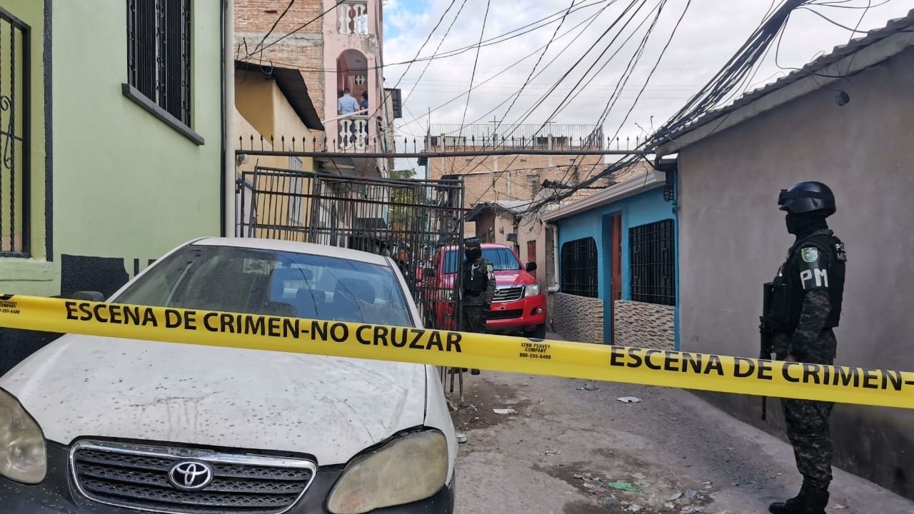 Hombre mata a balazos a su esposa y luego se quita la vida en Tegucigalpa