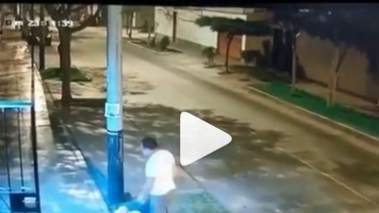 Imagen de 'De poco hombre´es calificado sujeto tras golpear brutalmente a su mujer por presunta infidelidad, aquí el video