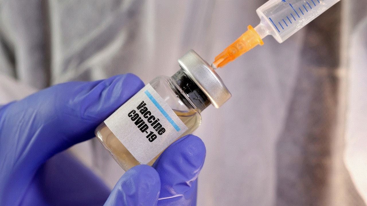 OMS advierte que vacuna será un arma poderosa, pero sola no acabará con la pandemia
