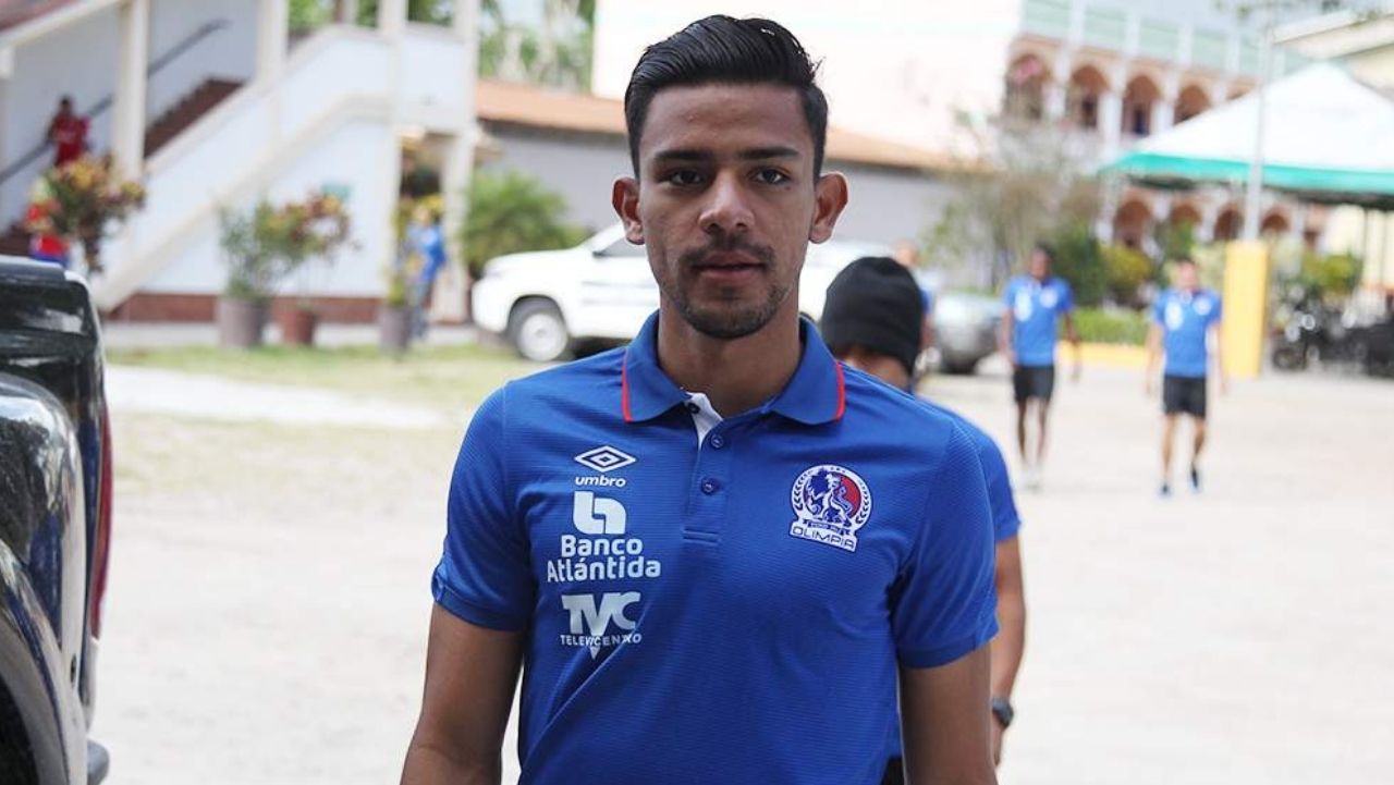 Real España ficha a Alejandro Reyes tras negociación con Olimpia