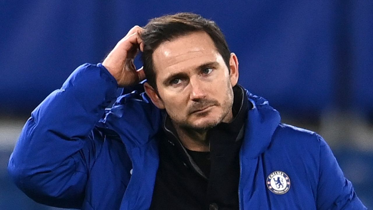 Chelsea confirma la destitución de su entrenador Frank Lampard