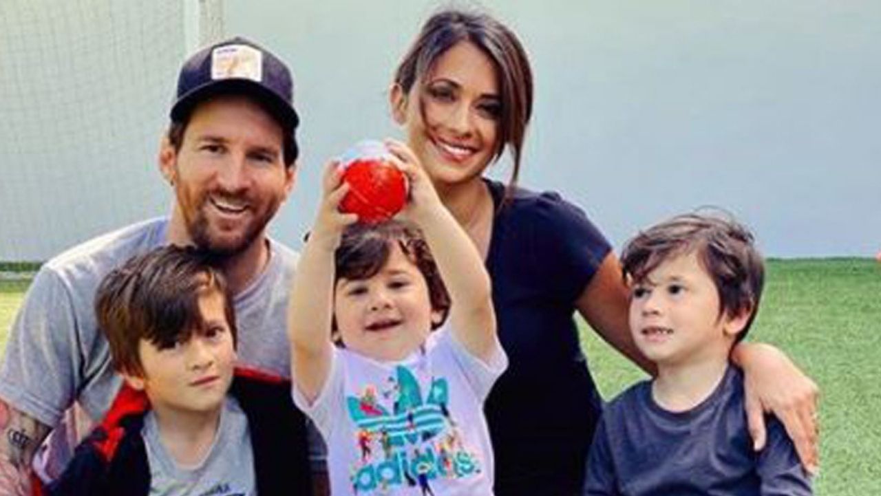 Lionel Messi y su familia están aprendiendo un nuevo idioma; crecen sospechas de su partida del Barcelona